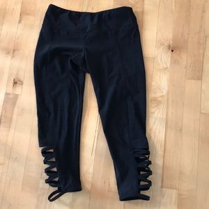 Onzie flow yoga pants.